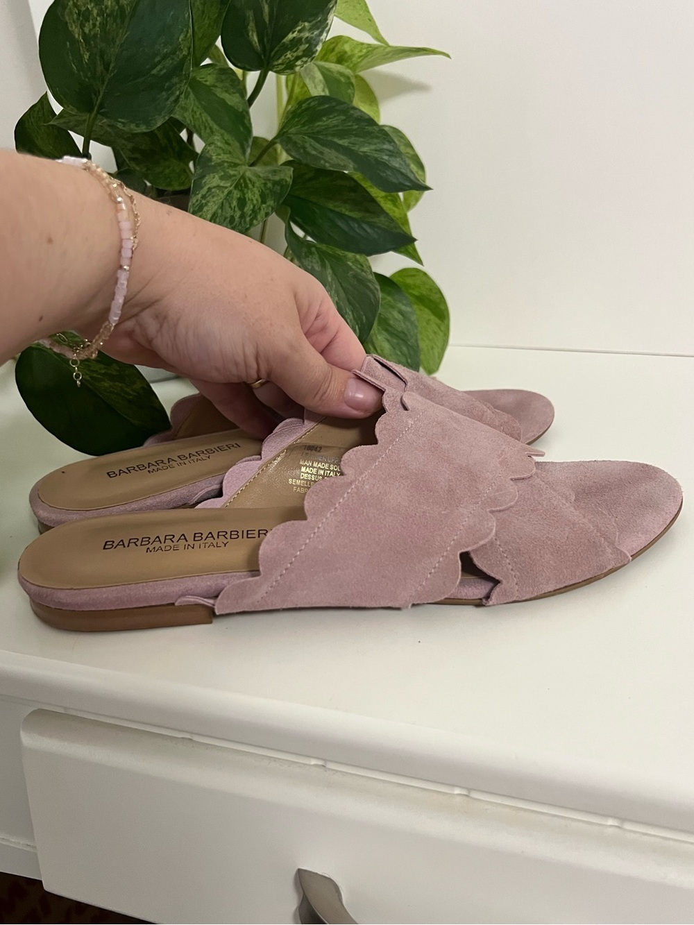 Suede Pink Barbara Barbieri Scalloped Sandals, Size 9